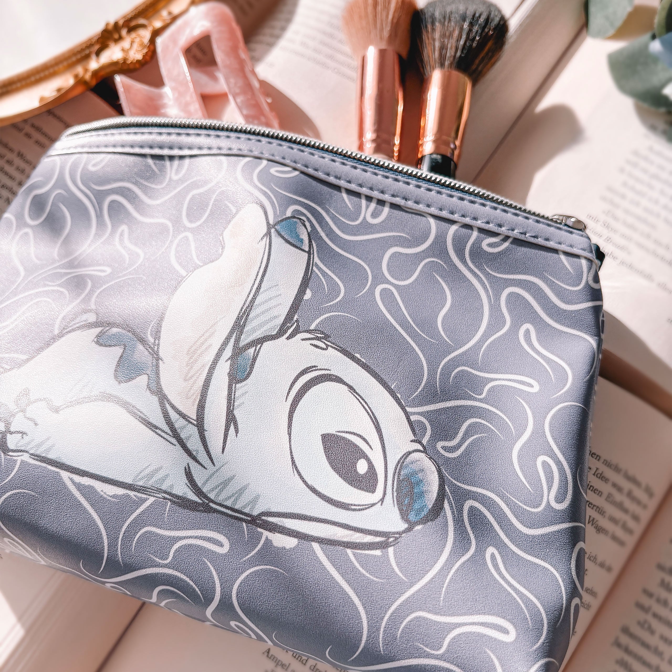 Imagen del producto Stitch neceser azul - Lilo & Stitch