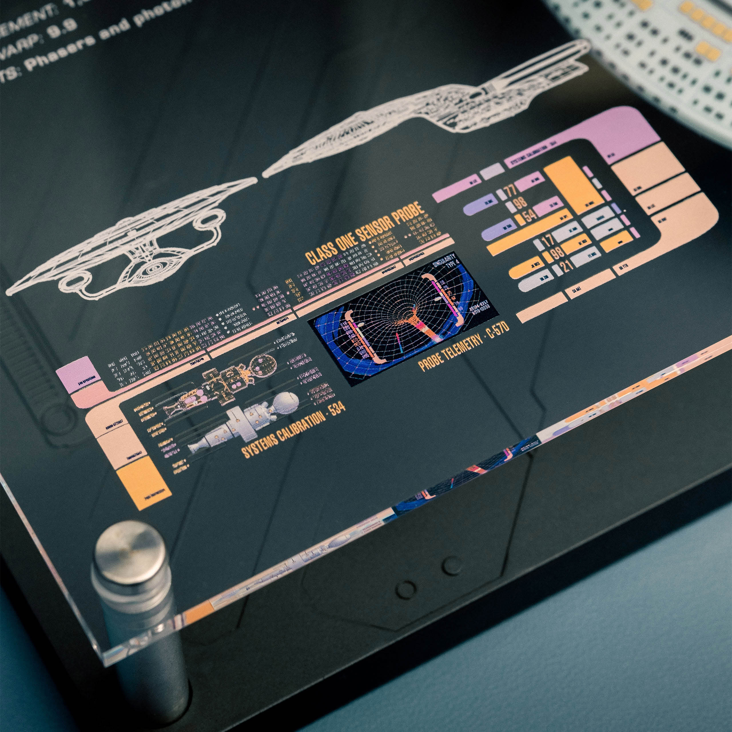Imagen del producto Placa de pared Enterprise NCC-1701-D con réplica de modelo - Star Trek