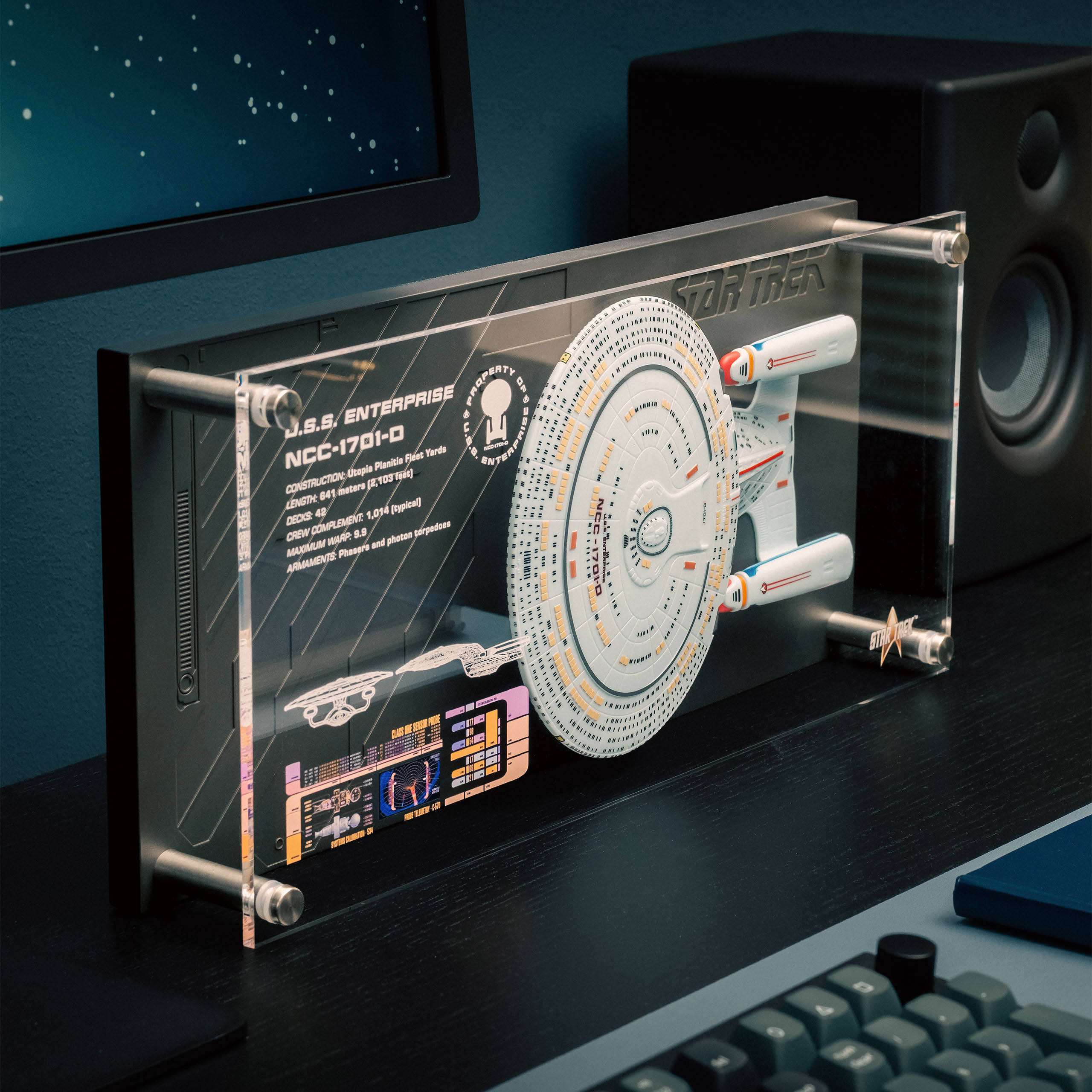 Imagen del producto Placa de pared Enterprise NCC-1701-D con réplica de modelo - Star Trek
