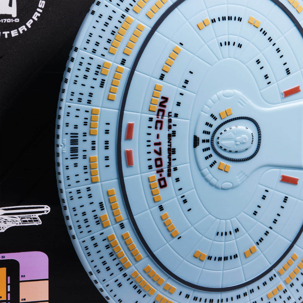 Imagen del producto Placa de pared Enterprise NCC-1701-D con réplica de modelo - Star Trek