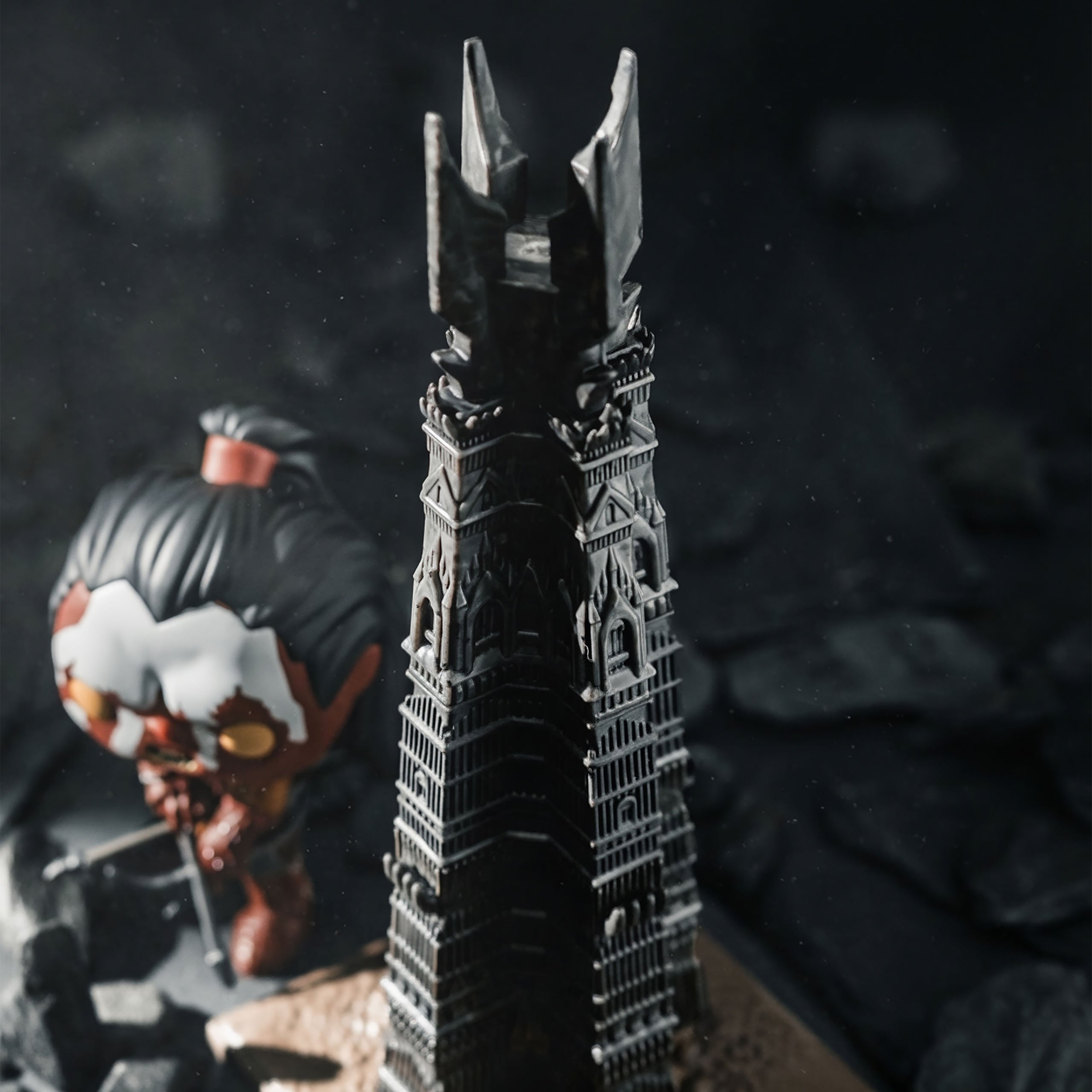 Imagen del producto El Señor de los Anillos - Lurtz con Orthanc Figura Funko Pop!