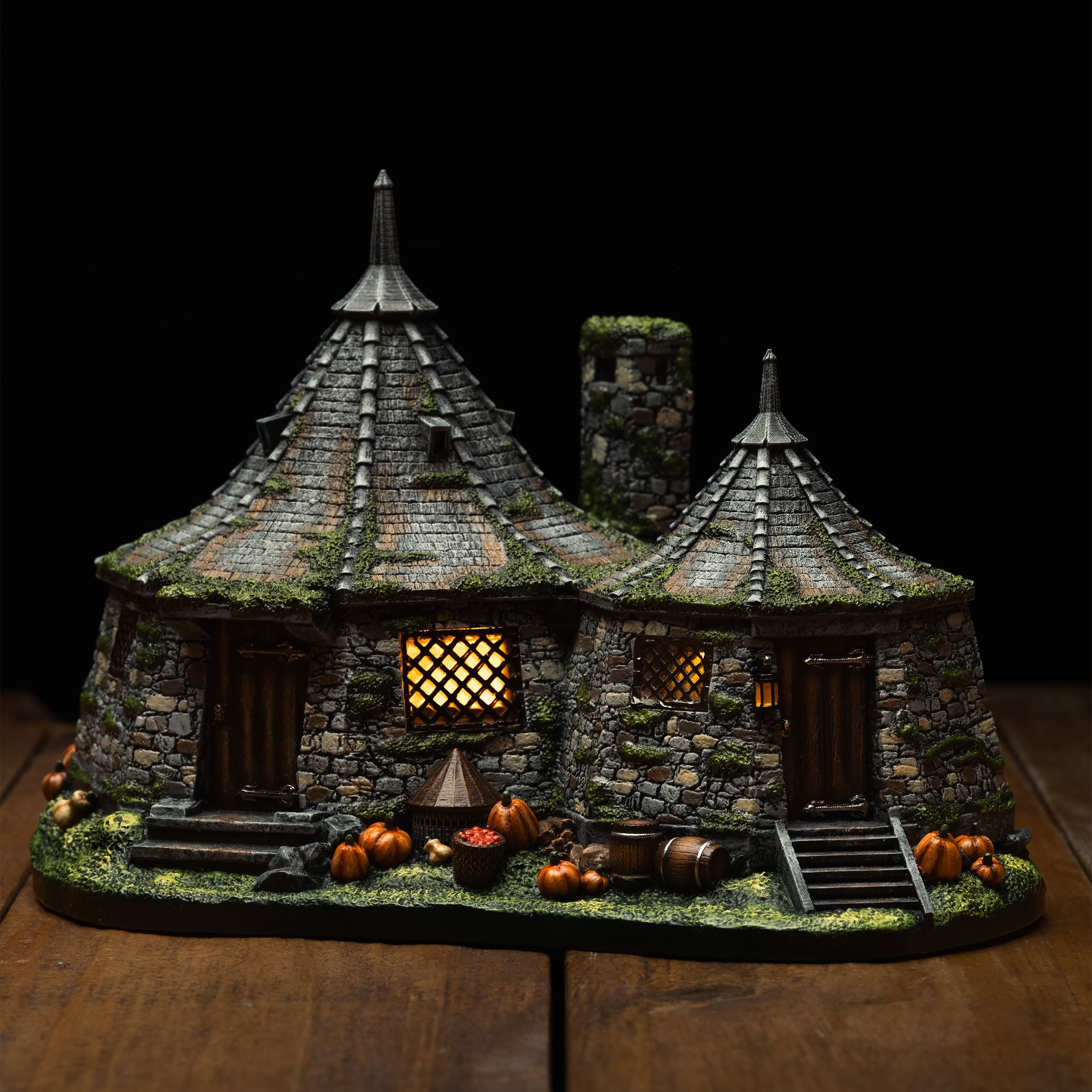 Imagen del producto Harry Potter - Réplica en miniatura de la cabaña de Hagrid con iluminación LED