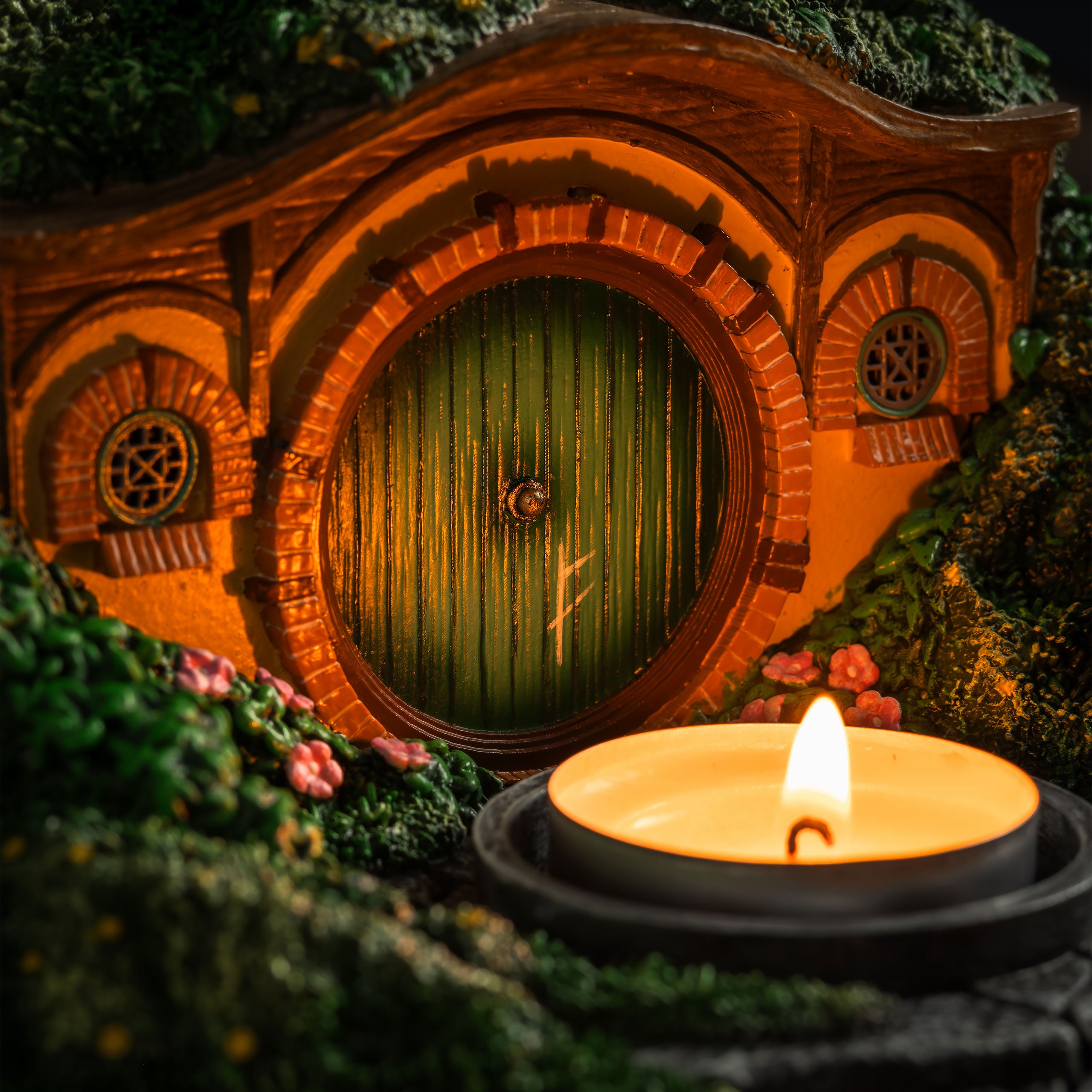 Imagen del producto El Señor de los Anillos - Portavelas tealight diorama Casa Hobbit (La Comarca)