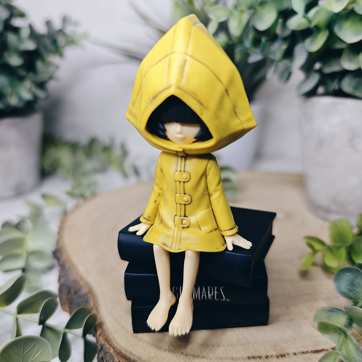 Imagen del producto Little Nightmares - Figura Six Monitor Top