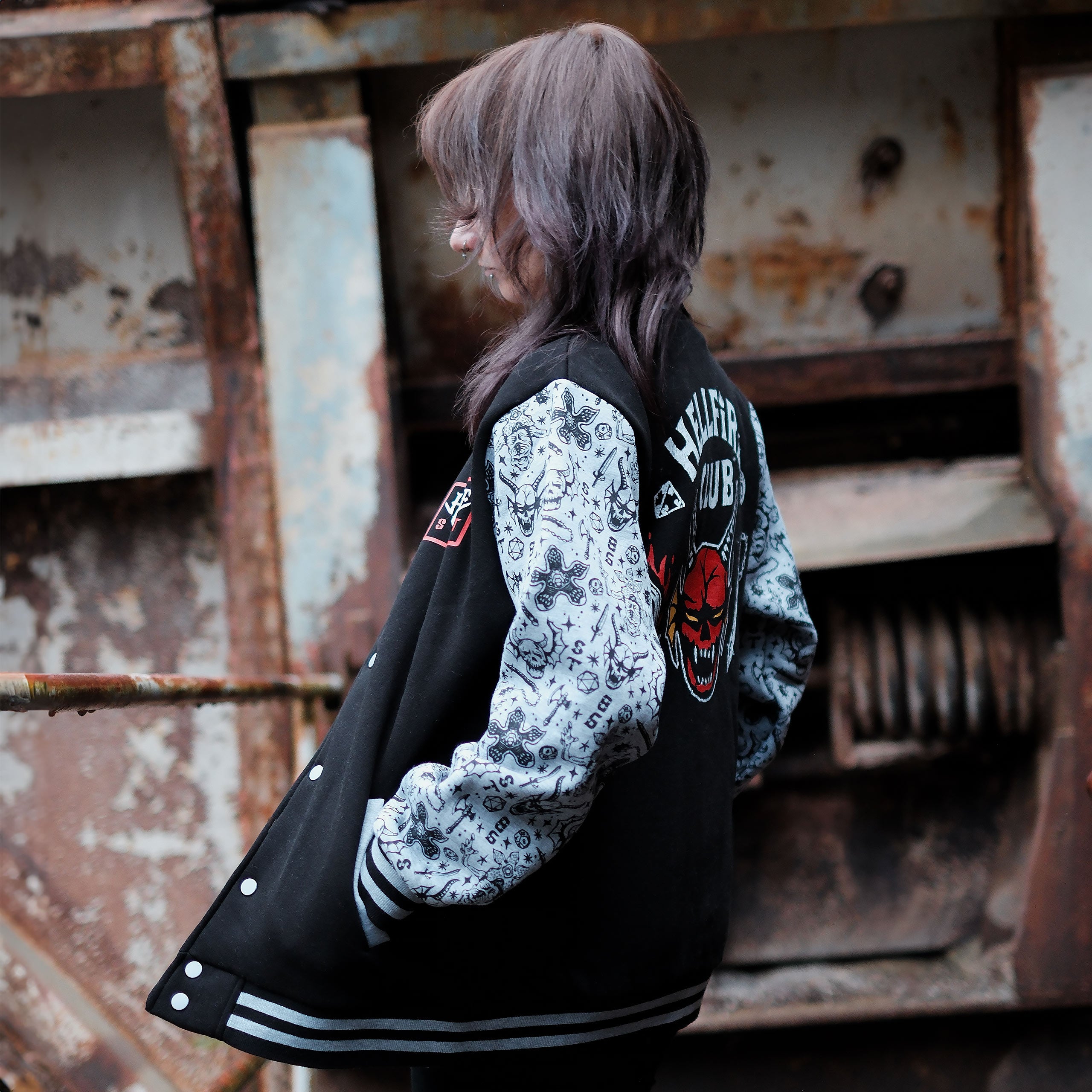 Imagen del producto Stranger Things - Chaqueta universitaria Hellfire Club