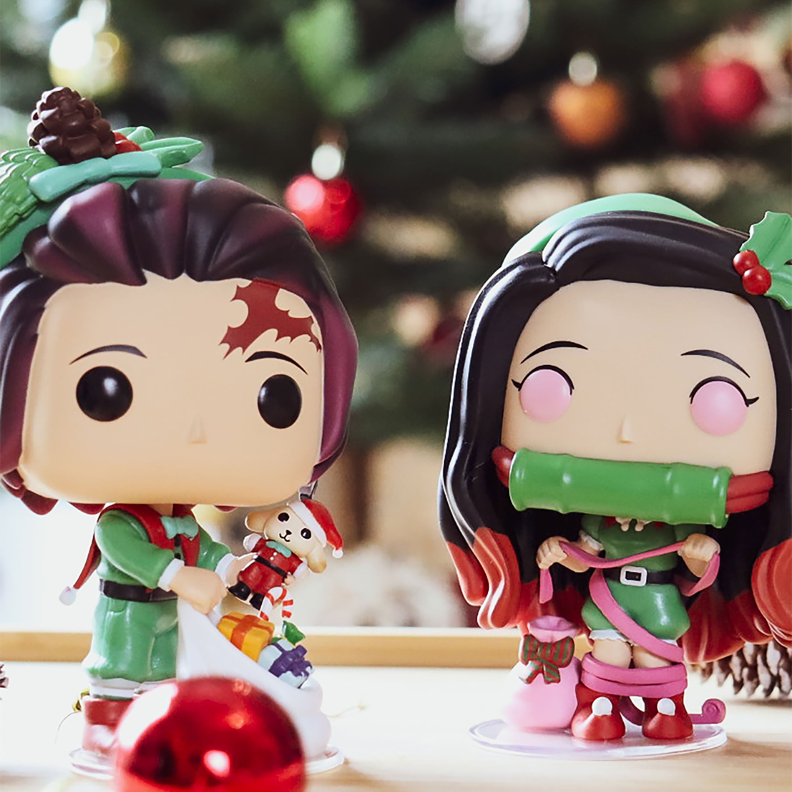 Imagen del producto Demon Slayer - Nezuko Holiday Figura Funko Pop!
