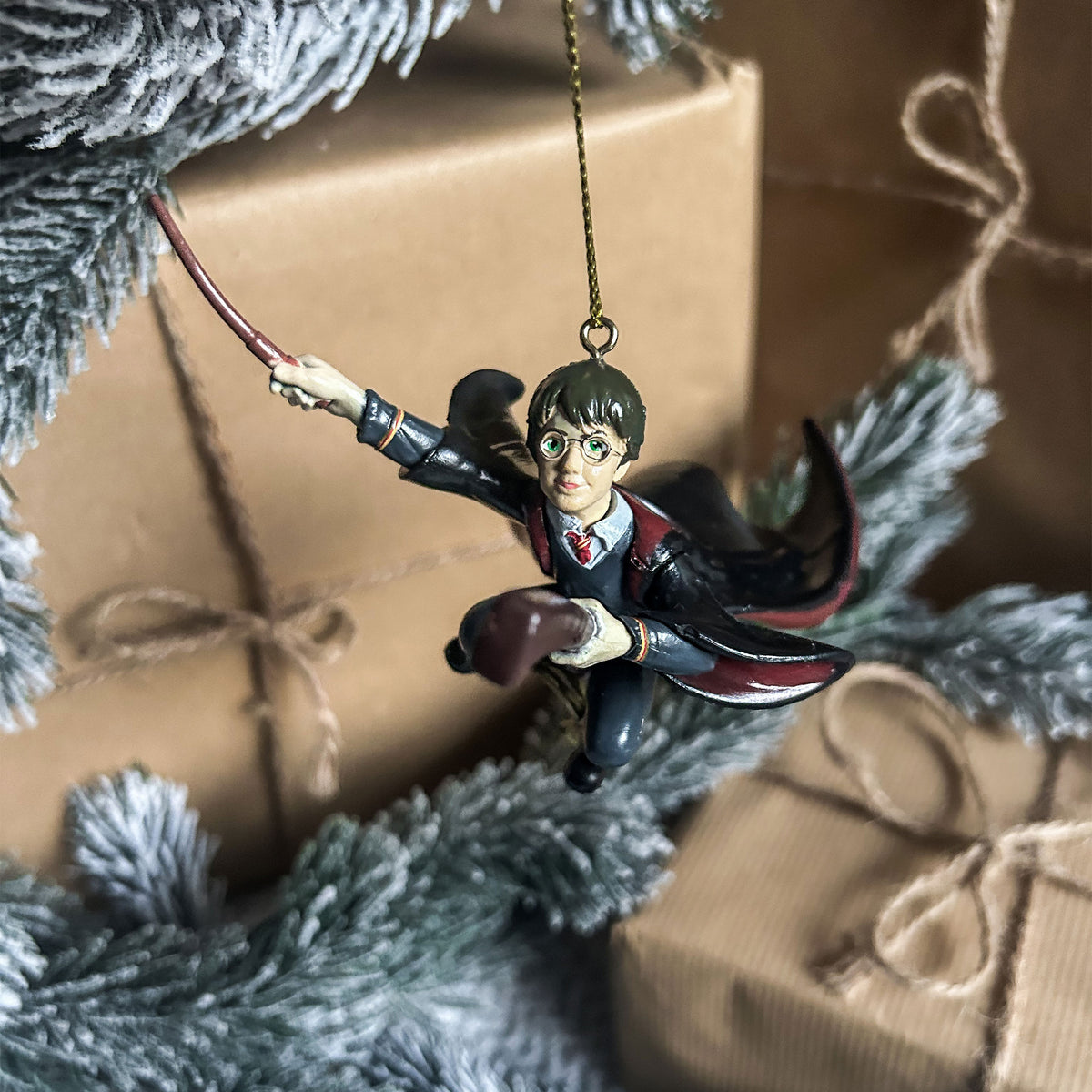 Imagen del producto Adorno para árbol de Navidad Harry con Nimbus 2000 - Harry Potter