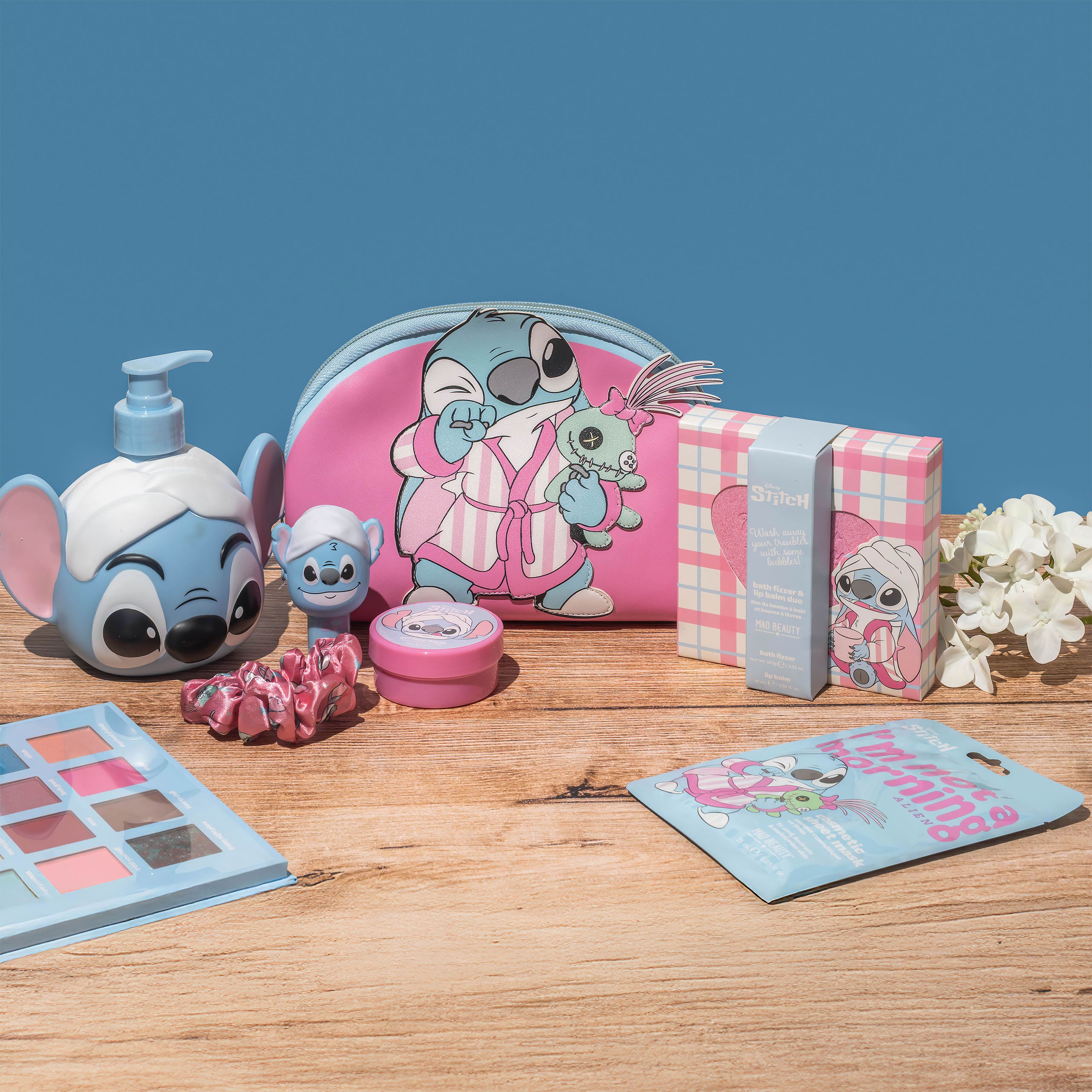 Product image Stitch Face Mask and Scrunchie - Lilo & Stitch