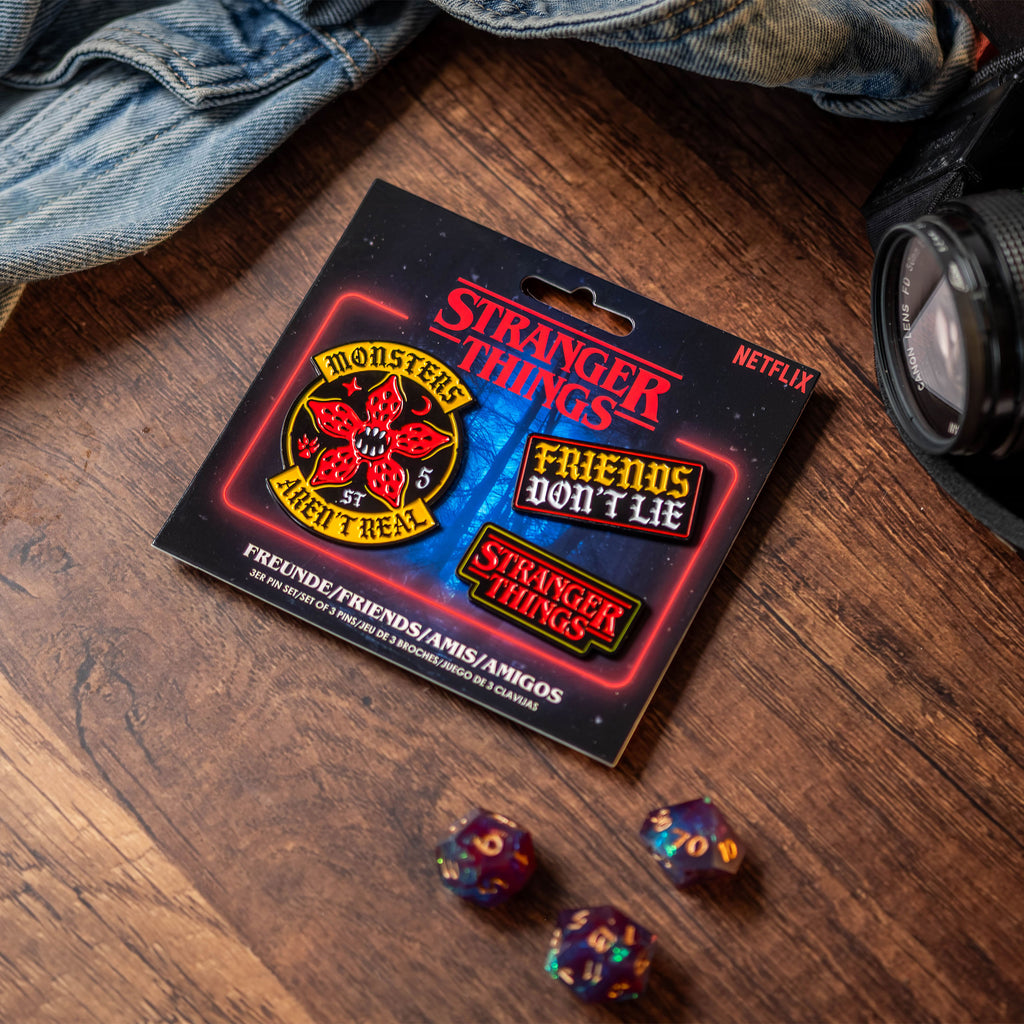 Imagen del producto Stranger Things - Friends Pins set de 3