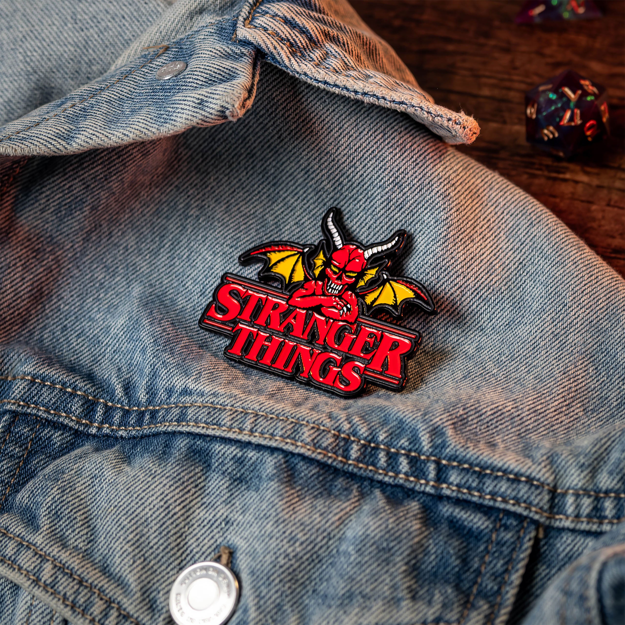 Imagen del producto Stranger Things - Pin Oversize Hellfire Club
