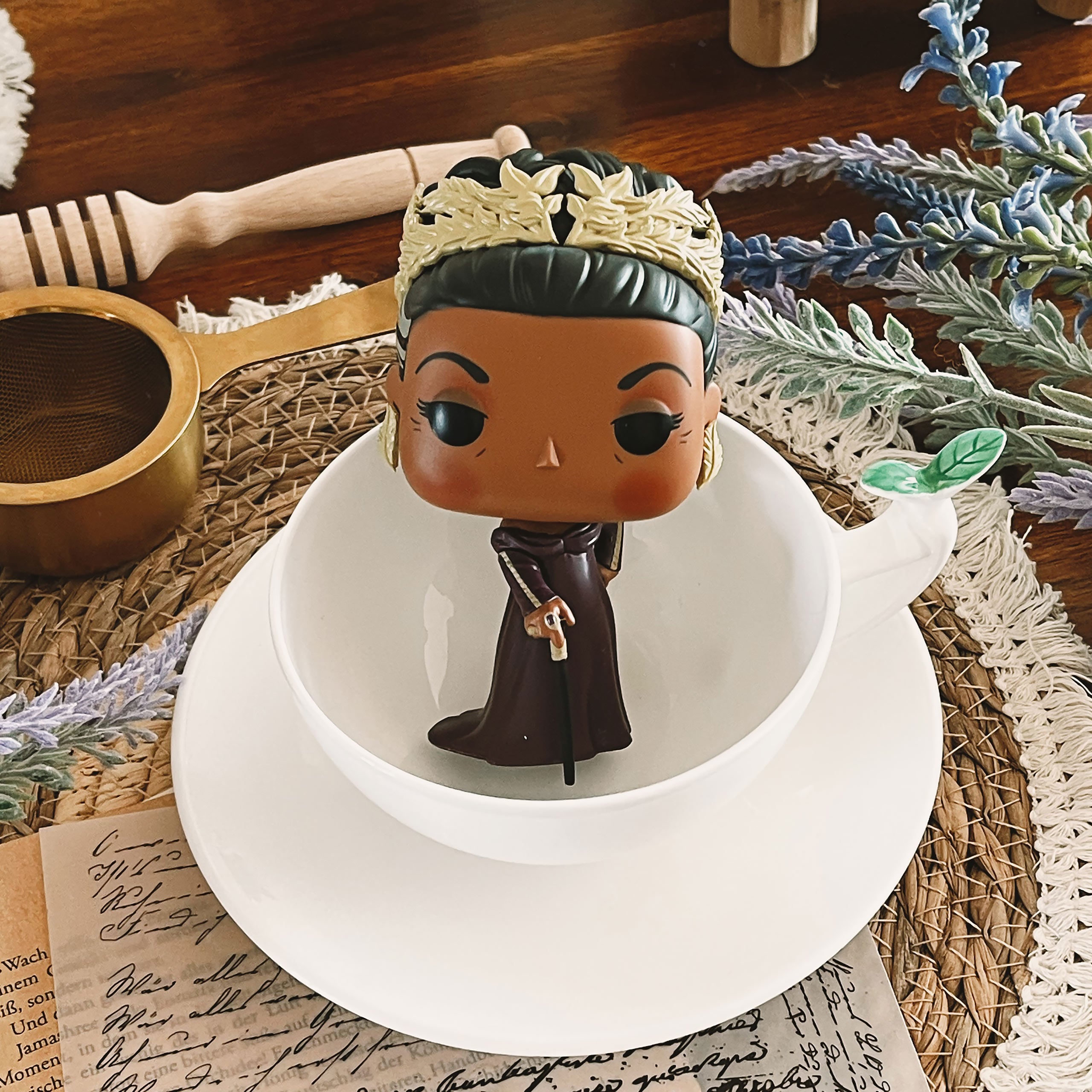 Imagen del producto Los Bridgerton - Figura Funko Pop Lady Agatha Danbury