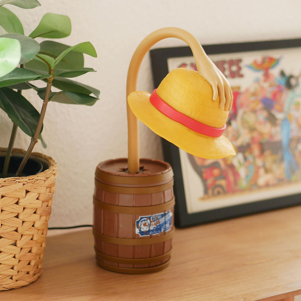 Imagen del producto One Piece - Lámpara de mesa Sombrero de Paja