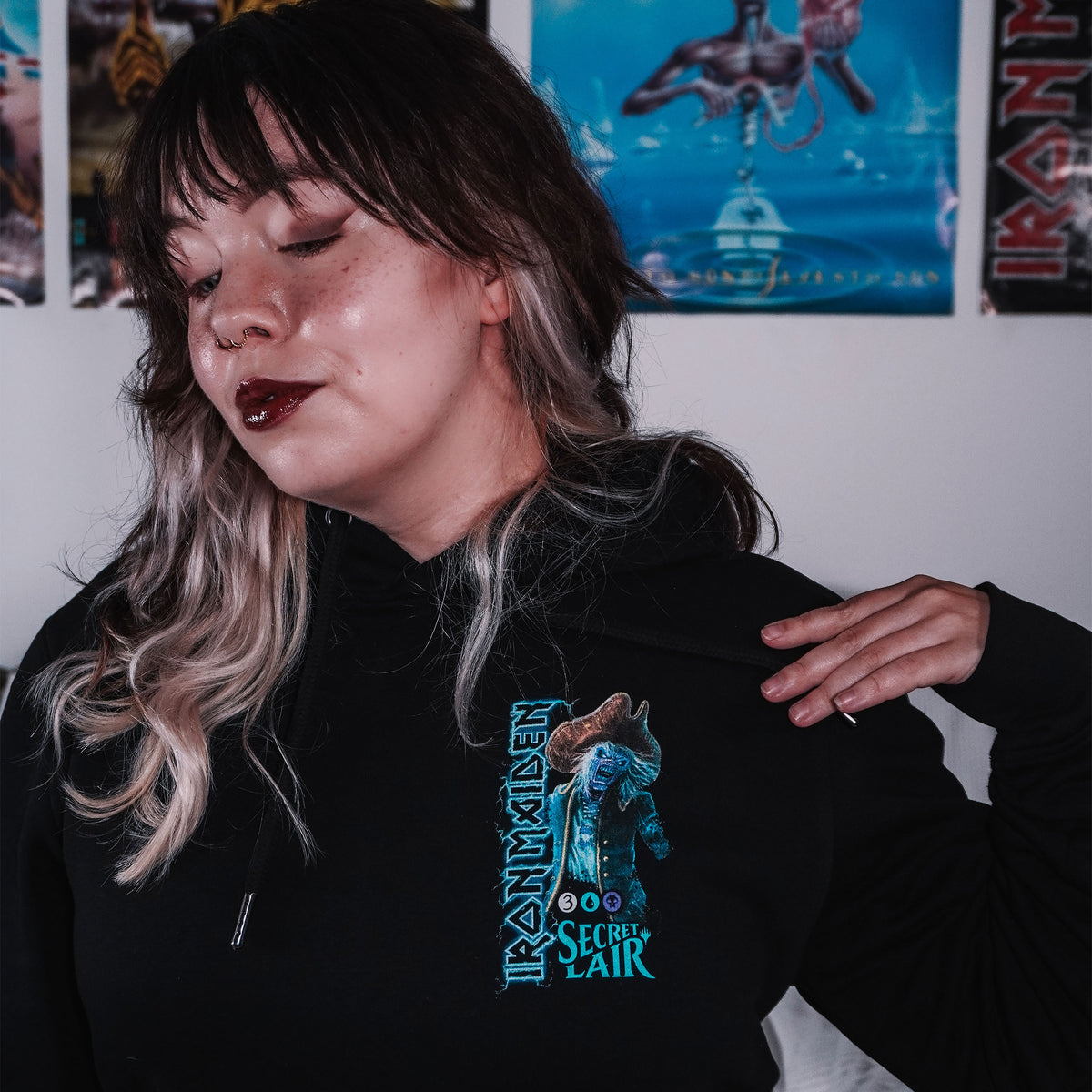 Imagen del producto Iron Maiden - Magic Captain N'Ghathrod sudadera con capucha negra