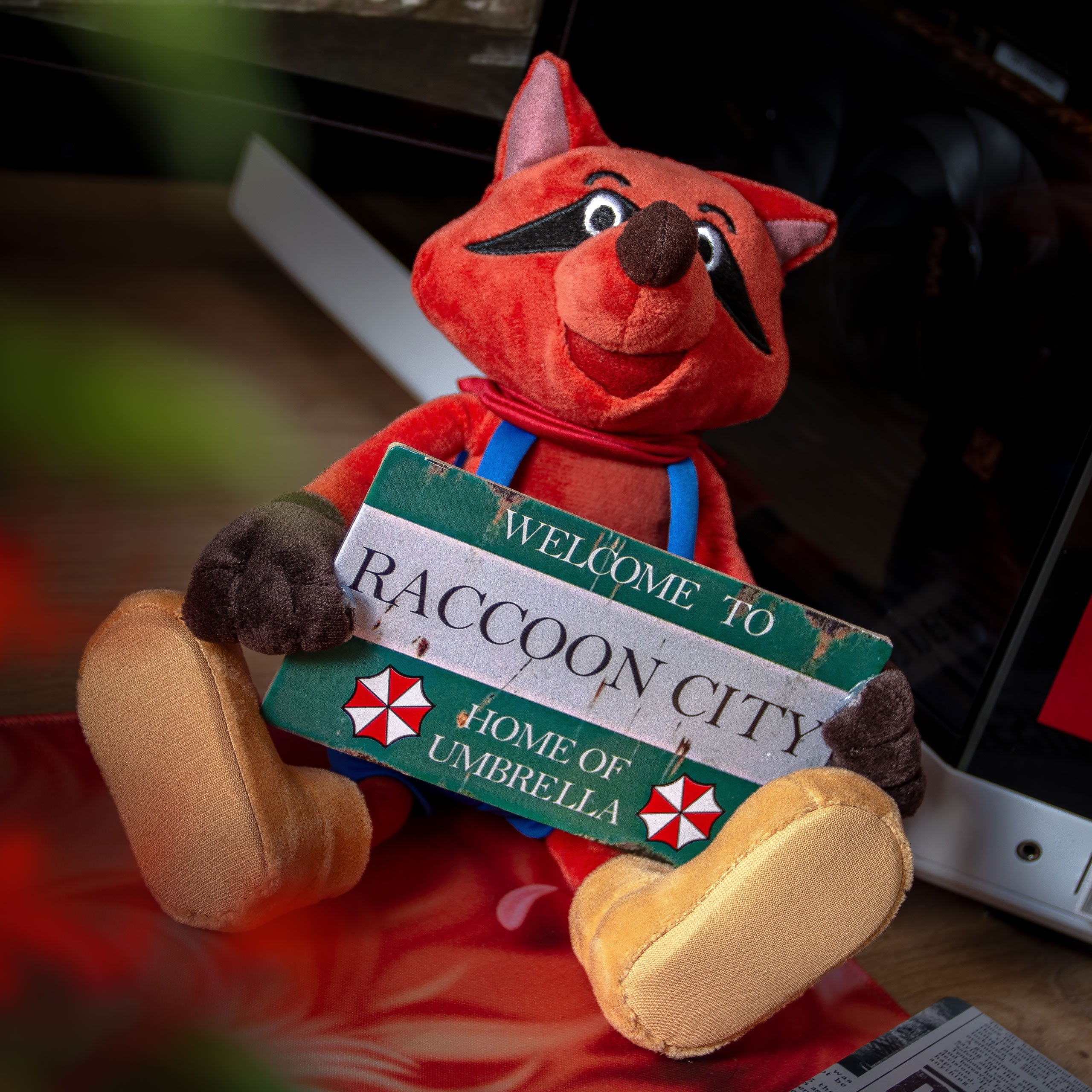 Imagen del producto Resident Evil - Peluche Mr. Raccoon Exclusive Vintage Variant