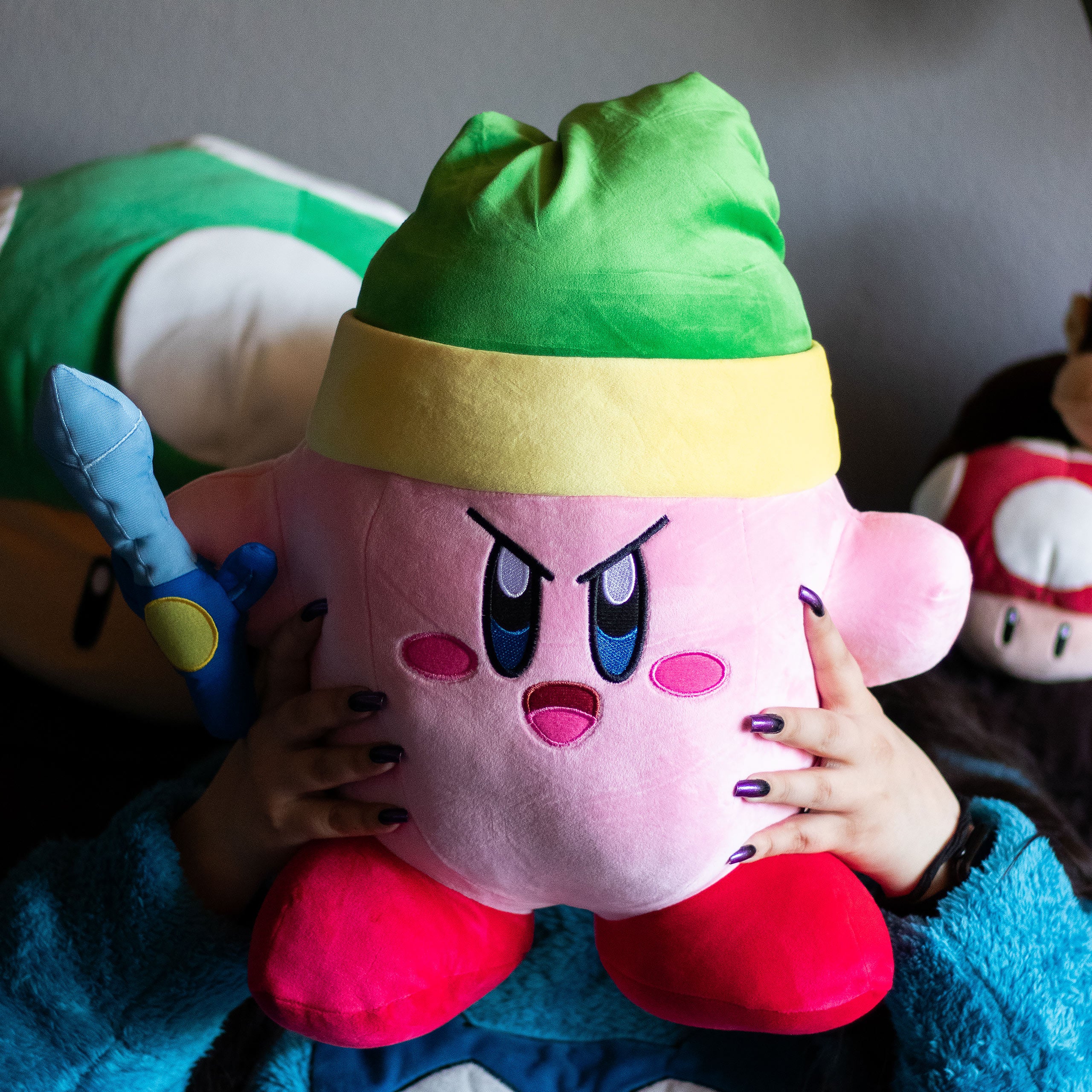Imagen del producto Kirby con espada - Figura de peluche