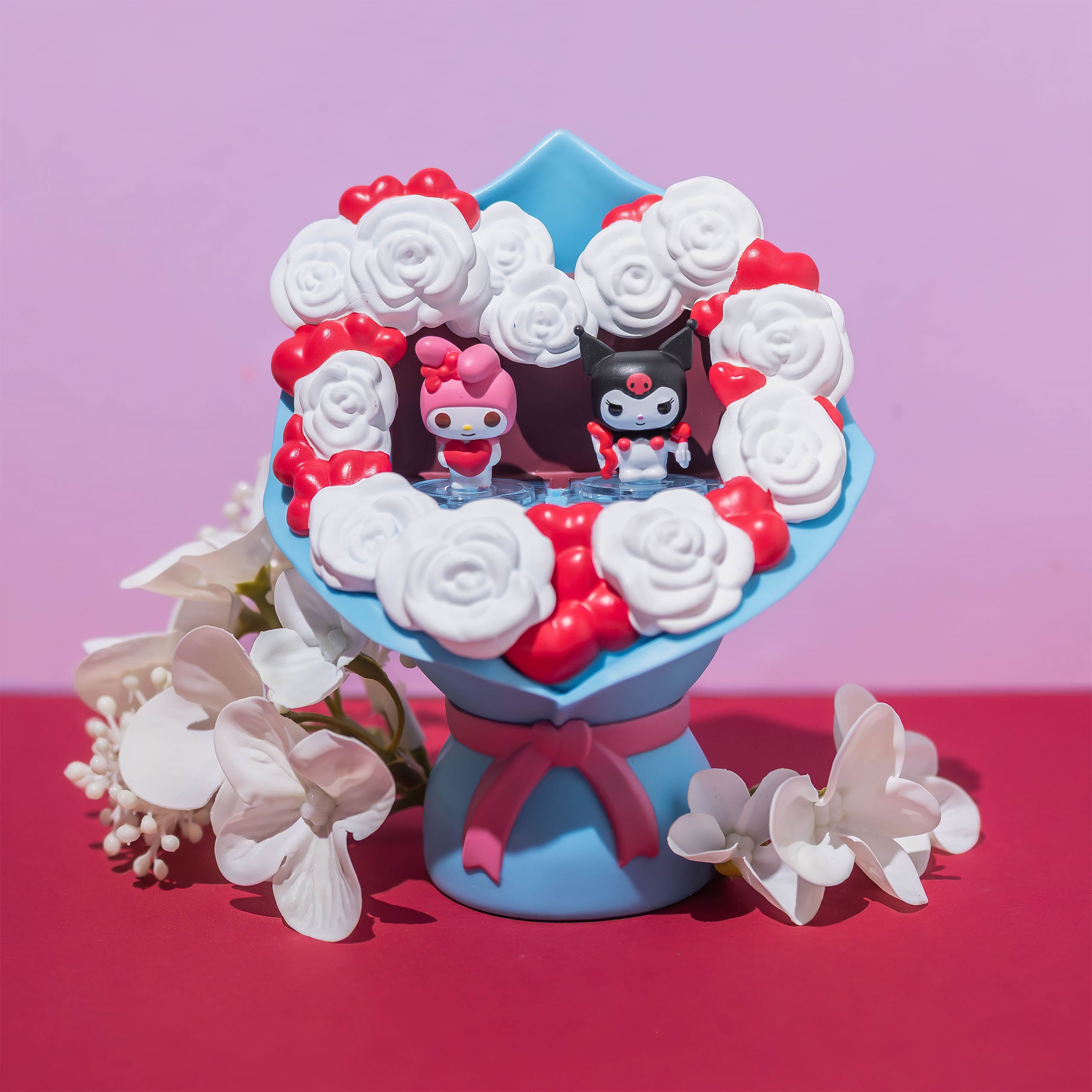 Imagen del producto Hello Kitty and Friends Kuromi y Hello Kitty Valentines Funko Bitty Pop Bouquet - Sanrio