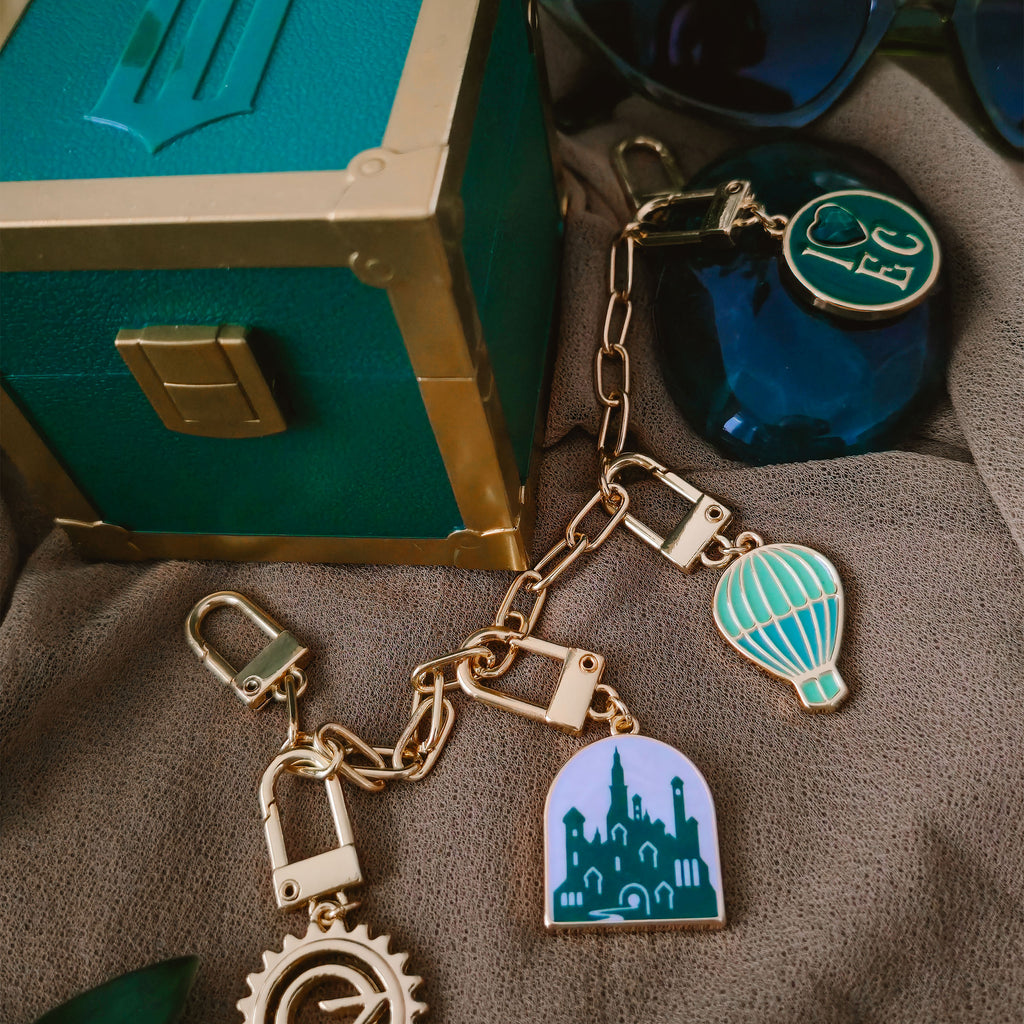 Imagen del producto Wicked - Maleta Emerald City con pulsera de charms