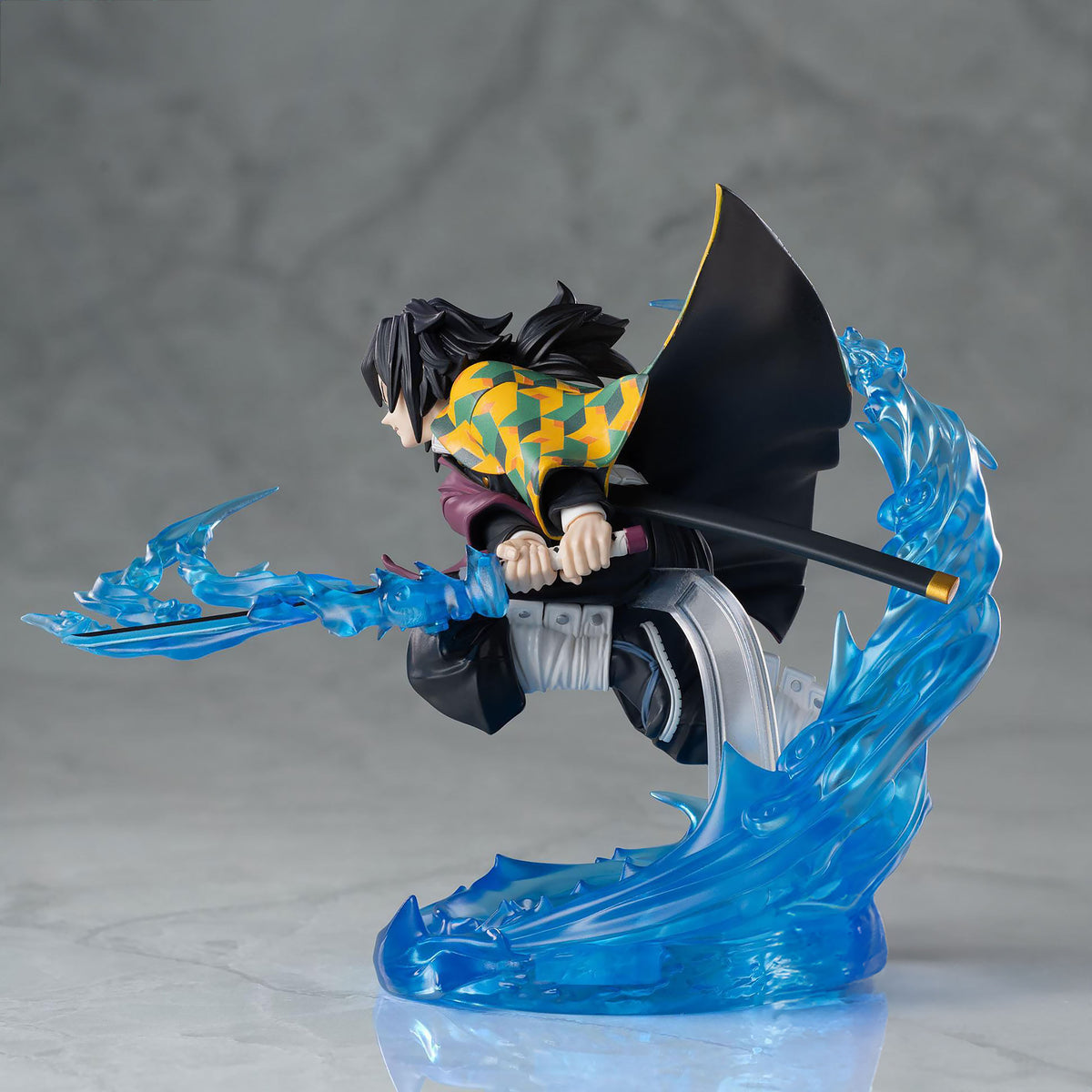 Imagen del producto Demon Slayer - Giyu Tomioka Xross Link Figura anime