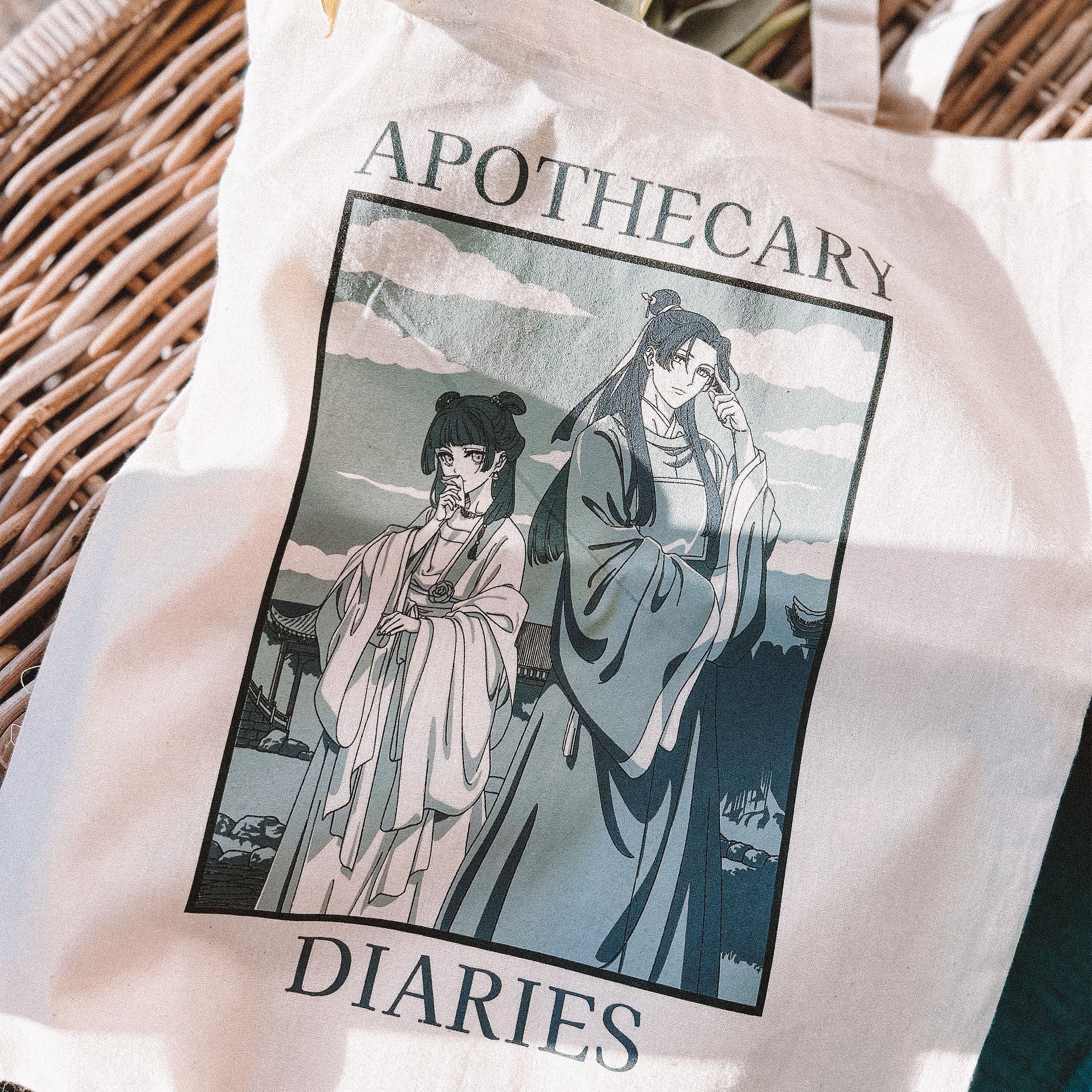 Imagen del producto Tote bag de Maomao y Jinshi para fans de The Apothecary Diaries