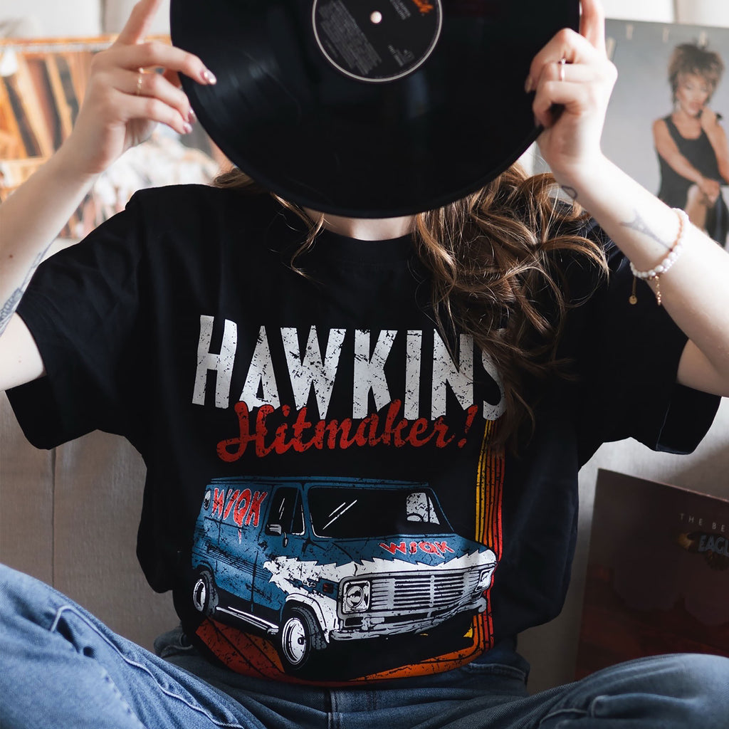Imagen del producto Stranger Things - Camiseta WSQK Hawkins Hitmaker