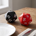 Imagen del producto Dungeons & Dragons - Salero y pimentero Dado D20