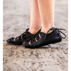 Imagen del producto Zapatos medievales de cordones de cuero nobuck negro