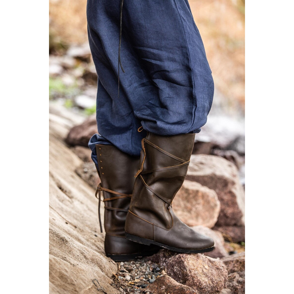 Imagen del producto Botas medievales Ole de cuero nobuck marrón