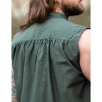 Imagen del producto Camisa medieval de cuello alto con cordones Louis sin mangas verde