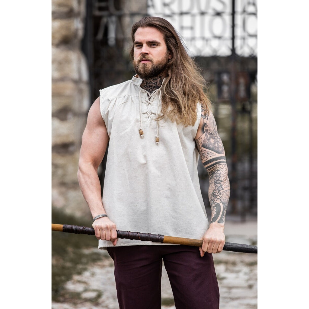 Imagen del producto Camisa medieval con cuello alto y cordones Louis sin mangas beige