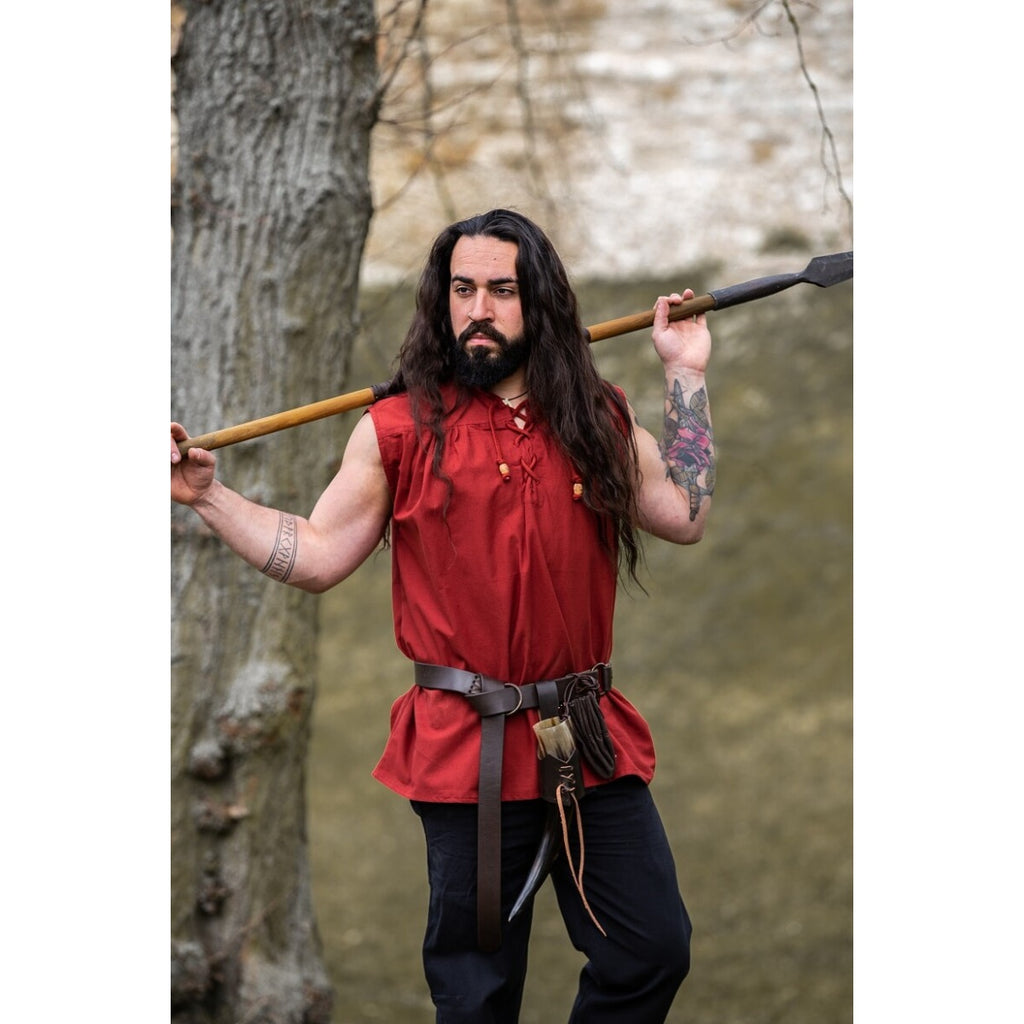 Imagen del producto Camisa medieval con cuello alto y cordones Louis sin mangas roja