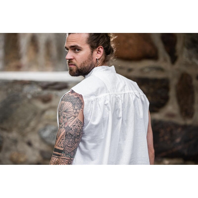 Imagen del producto Camisa medieval de cuello alto con cordones Louis sin mangas blanca