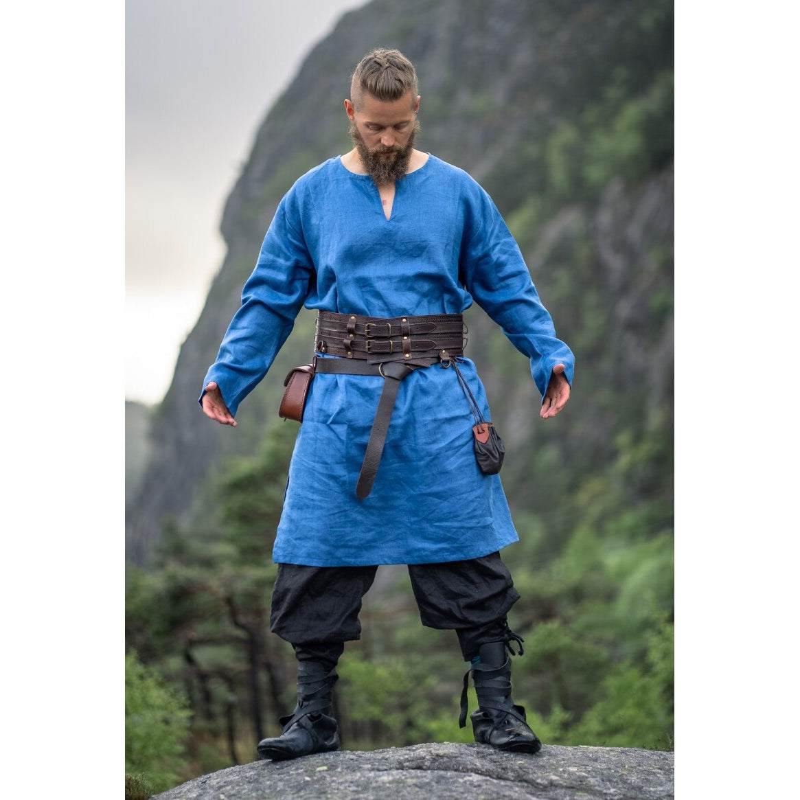 Product image Medieval Linen Tunic Halvar Blue