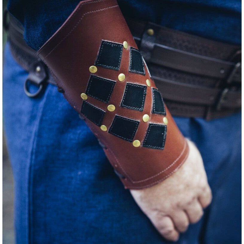 Imagen del producto Brazalete medieval de cuero Orm marrón-negro