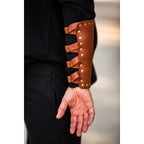 Imagen del producto Brazalete medieval de cuero Mar marrón