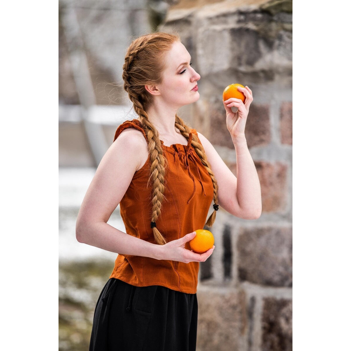 Imagen del producto Blusa medieval de verano Adele sin mangas roja