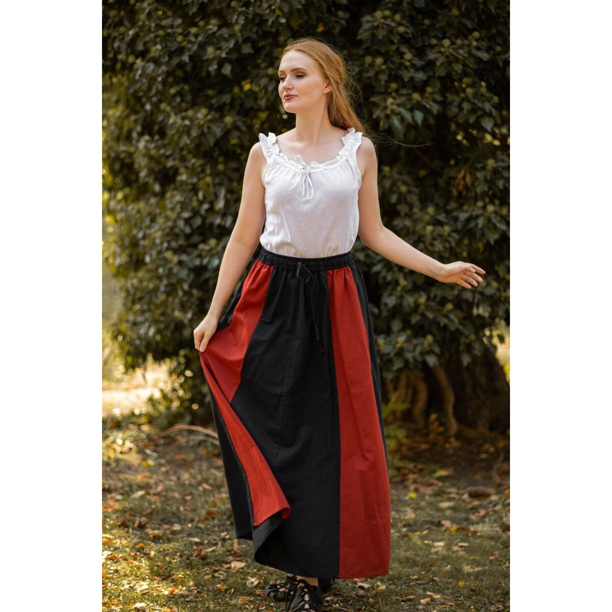 Imagen del producto Blusa de verano medieval Adele sin mangas blanca