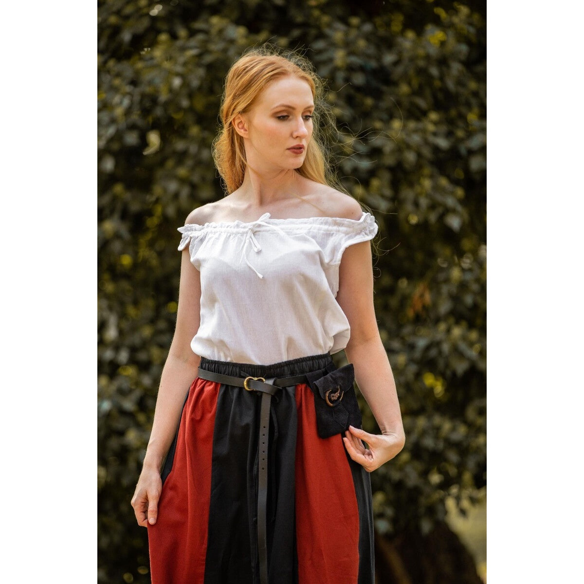 Imagen del producto Blusa de verano medieval Adele sin mangas blanca