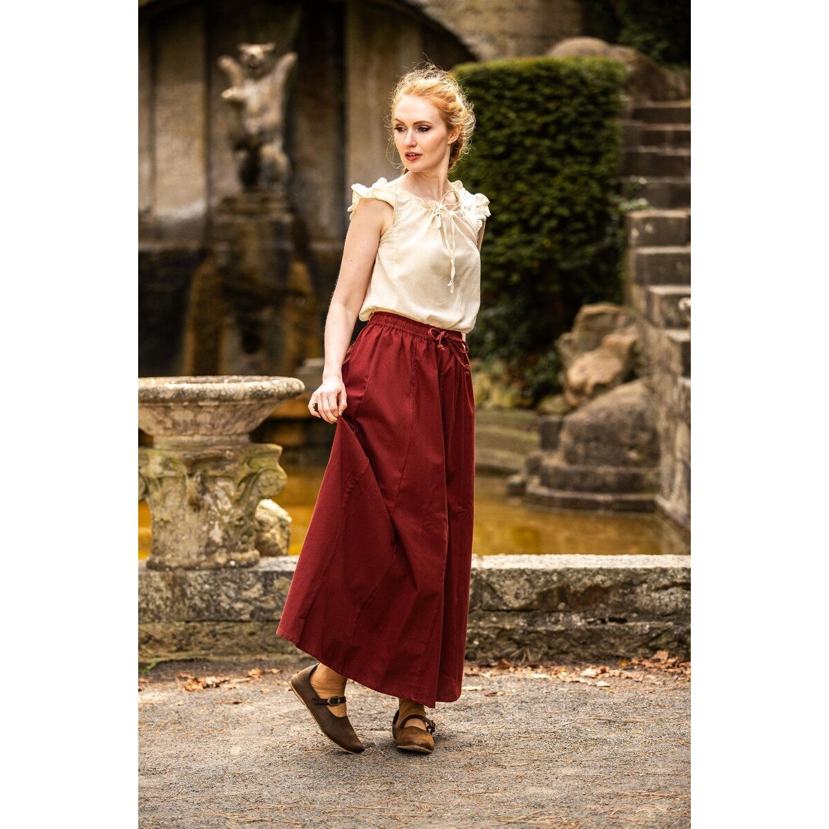 Imagen del producto Blusa medieval de verano Lotte con volantes beige