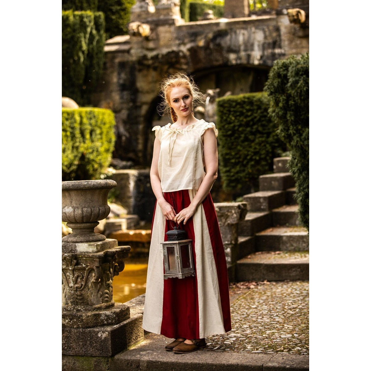 Imagen del producto Blusa medieval de verano Lotte con volantes beige