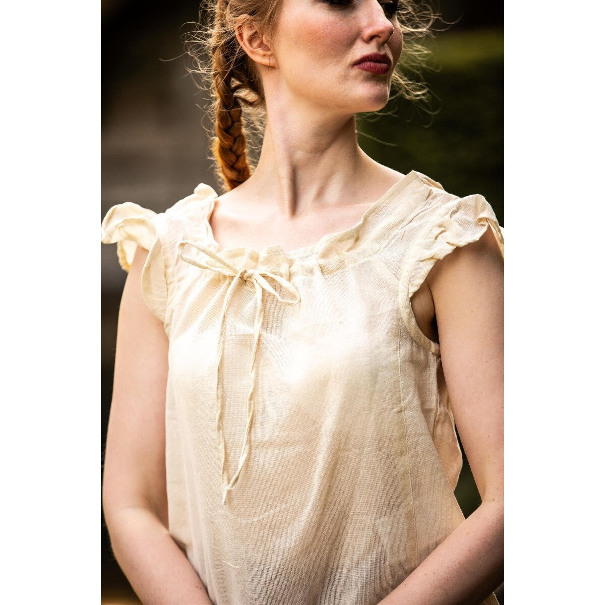 Imagen del producto Blusa medieval de verano Lotte con volantes beige
