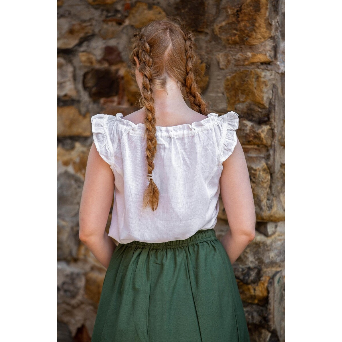 Imagen del producto Blusa veraniega medieval Lotte con volantes blanca