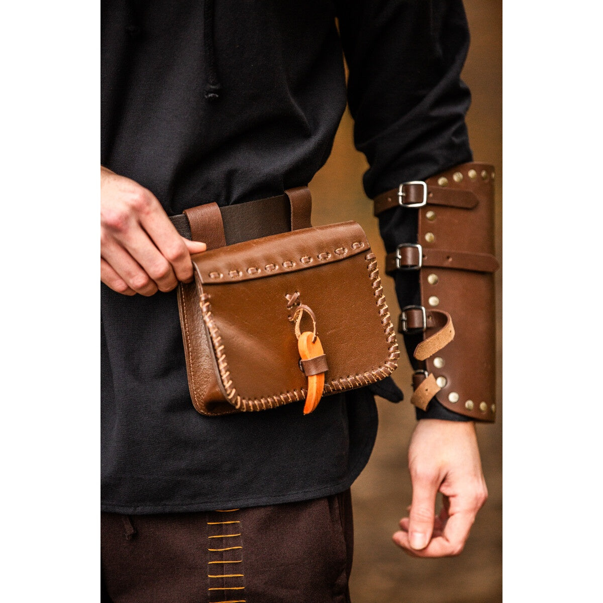 Imagen del producto Bolsa medieval de cuero para cinturón Volmar