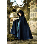 Imagen del producto Capa medieval de lana con bordado para niños