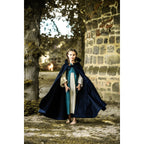 Imagen del producto Capa medieval de lana con bordado para niños