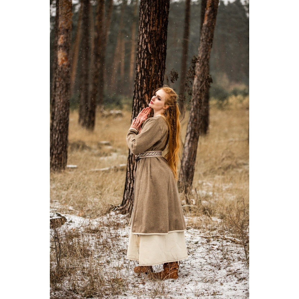 Imagen del producto Capa medieval Birka Skadi beige