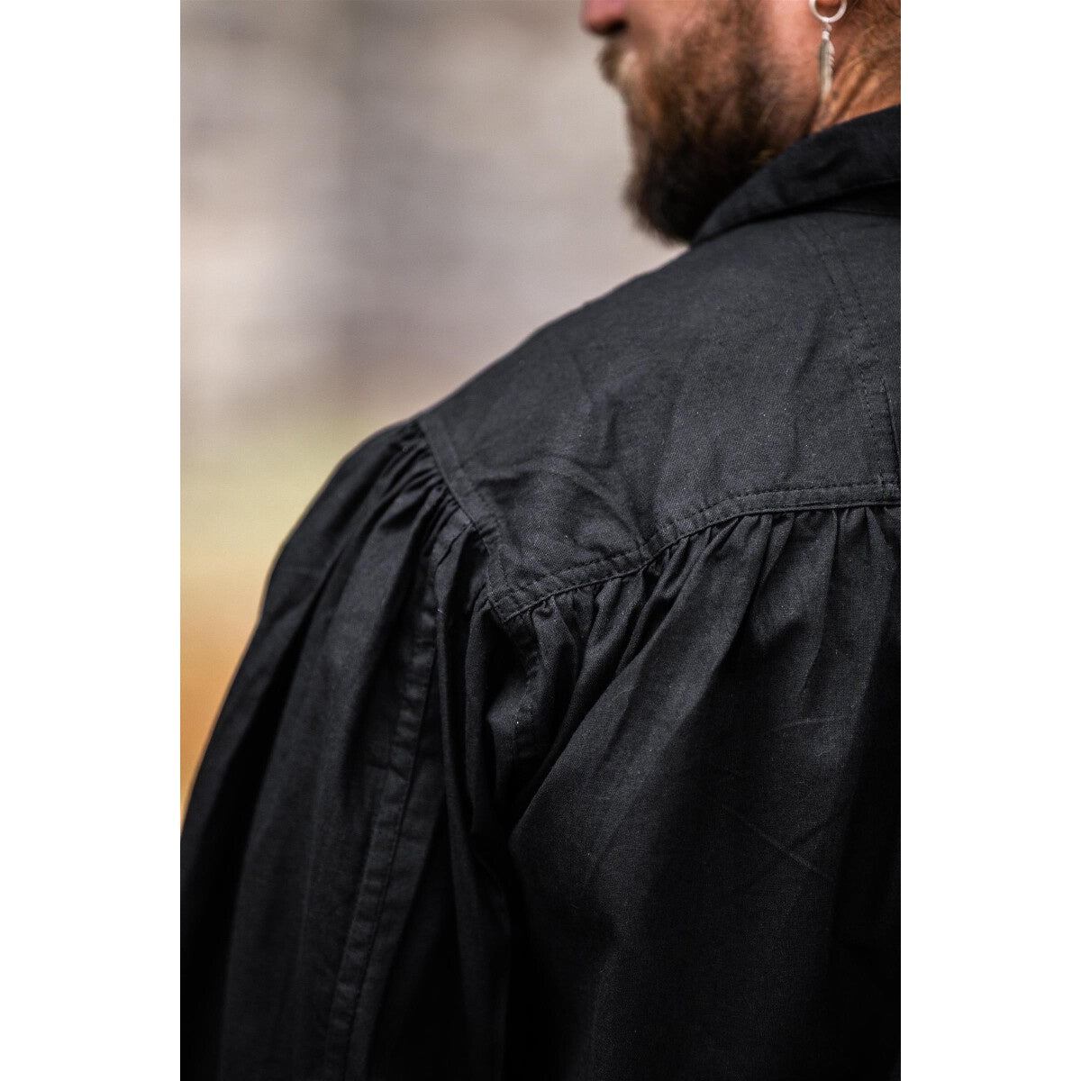 Imagen del producto Camisa medieval con cordones Arturo negra