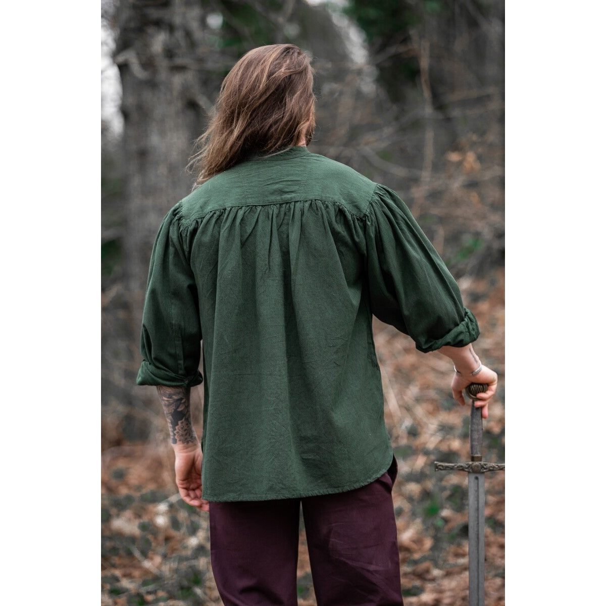 Imagen del producto Camisa medieval con cuello alto y cordones Georg verde jaspeado
