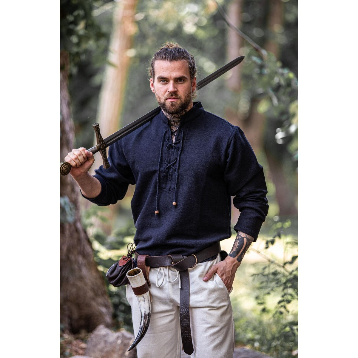 Imagen del producto Camisa medieval de algodón Ingolf tejida a mano negra