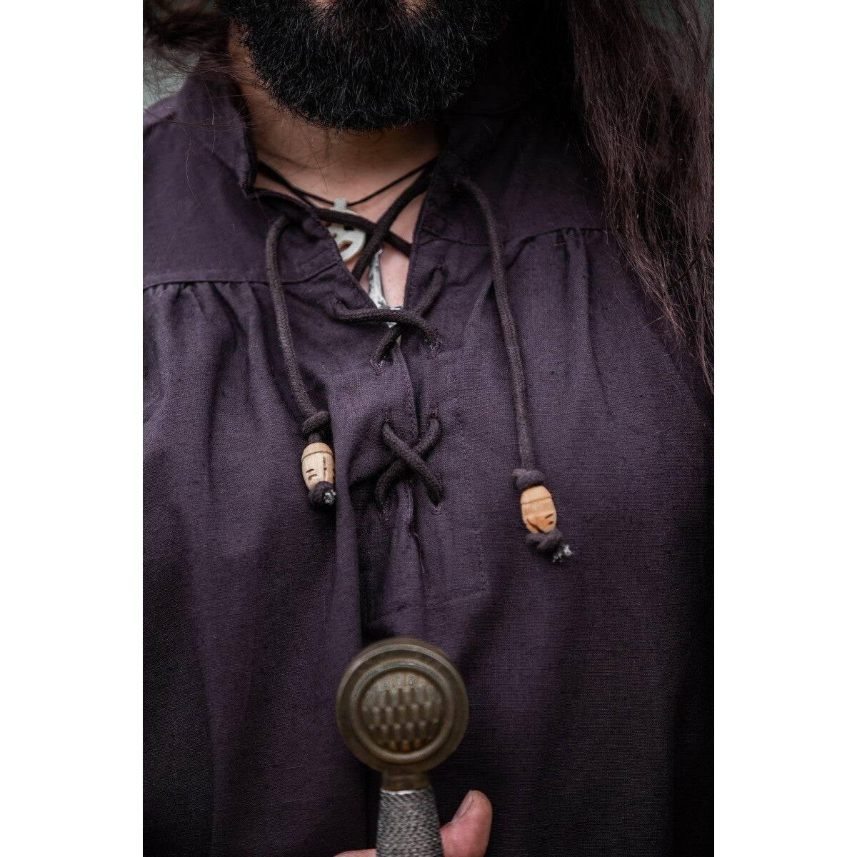 Imagen del producto Camisa medieval con cordones y cuello alto Friedrich marrón