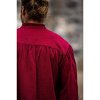 Imagen del producto Camisa medieval con cuello alto y cordones Friedrich rojo burdeos